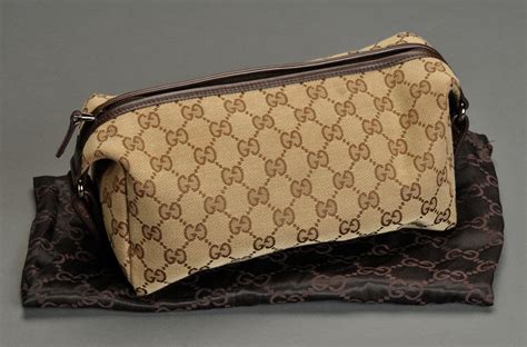 gucci toilettaske|gucci handbags for men.